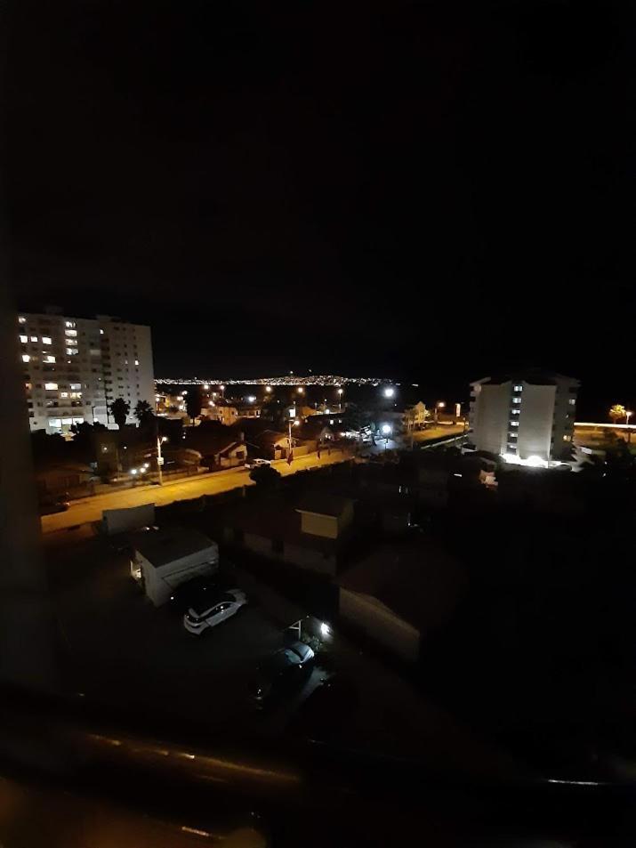 Marina Penuelas Amplio Departamento A Pasos De La Playa Ла Серена Екстериор снимка